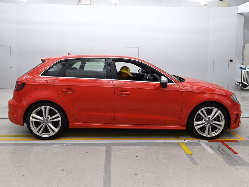 AUDI S3