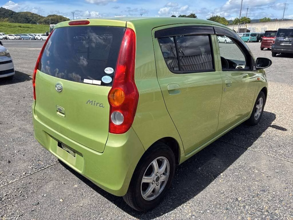 DAIHATSU MIRA