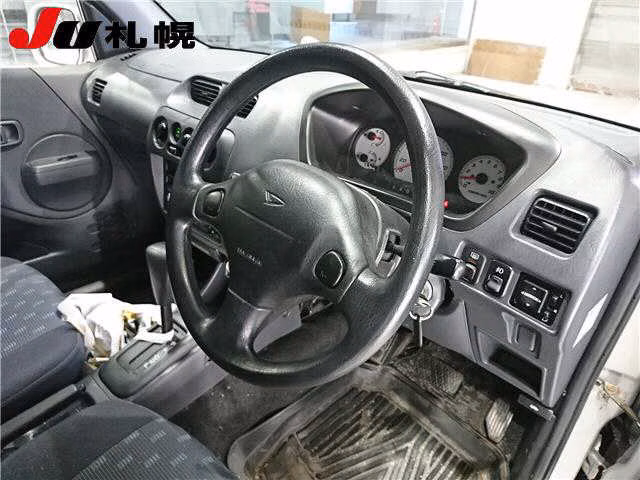 DAIHATSU TERIOS KID