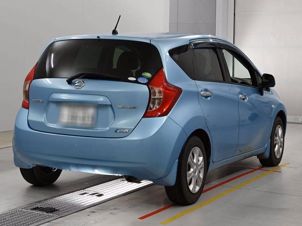 NISSAN NOTE
