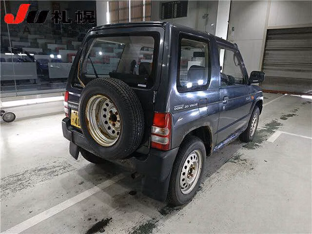 MITSUBISHI PAJERO MINI