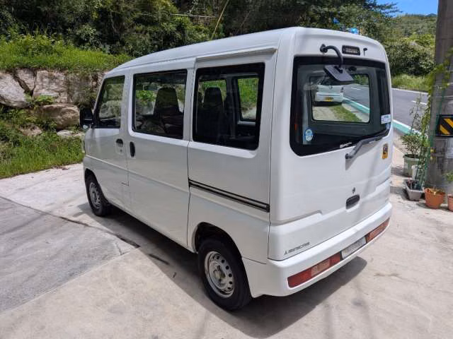 MITSUBISHI MINICAB