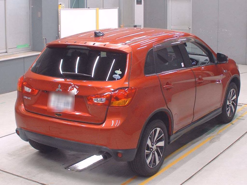 MITSUBISHI RVR
