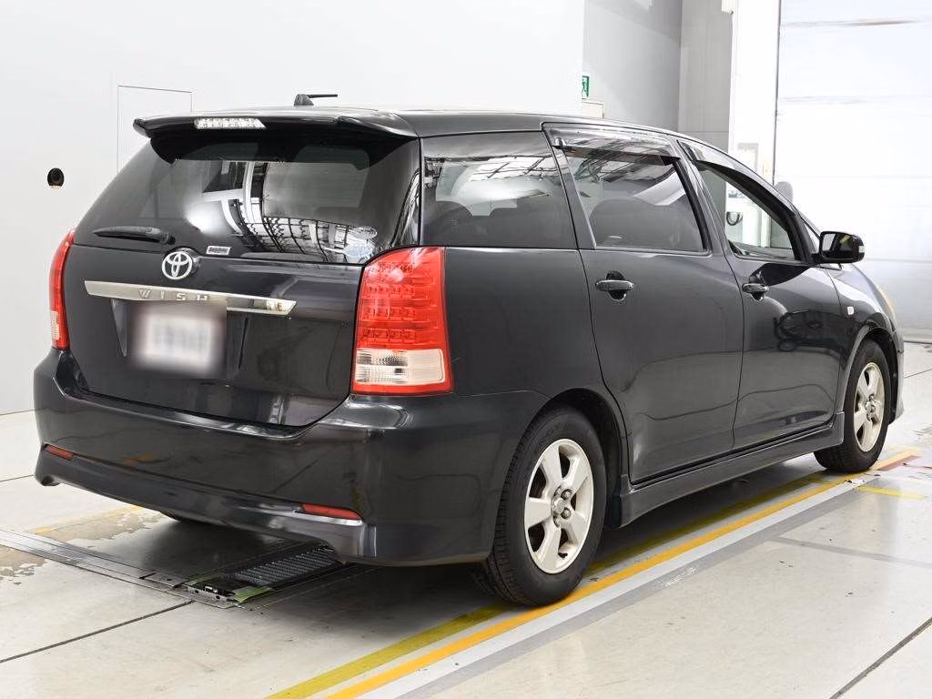 TOYOTA WISH