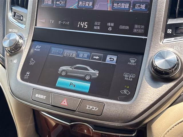 TOYOTA CROWN