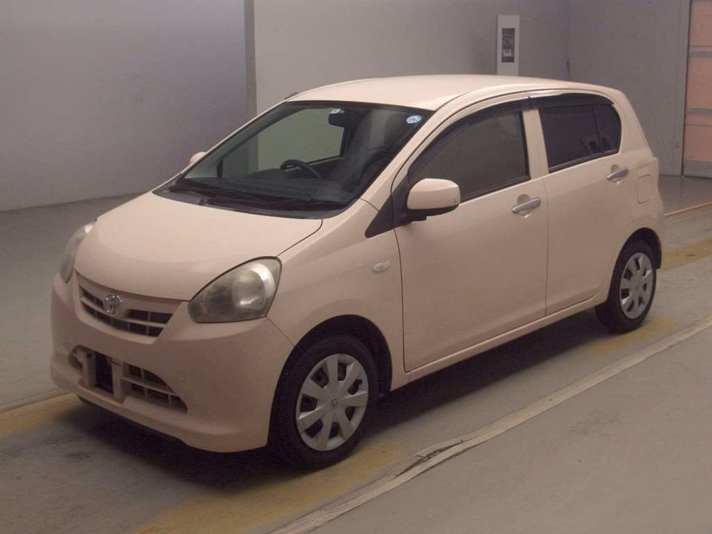 TOYOTA PIXIS EPOCH