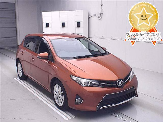 TOYOTA AURIS
