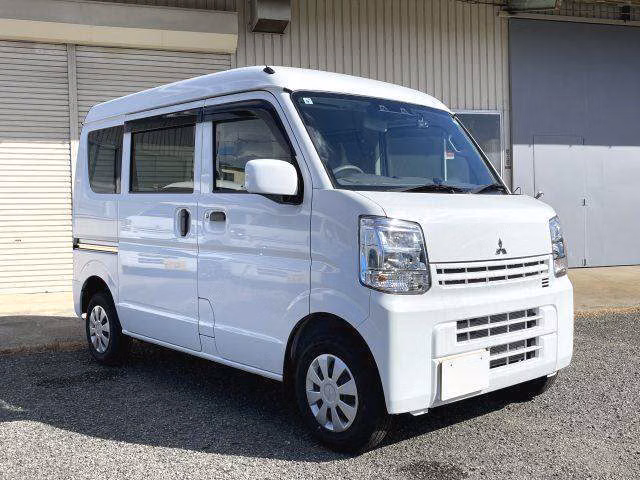 MITSUBISHI MINICAB
