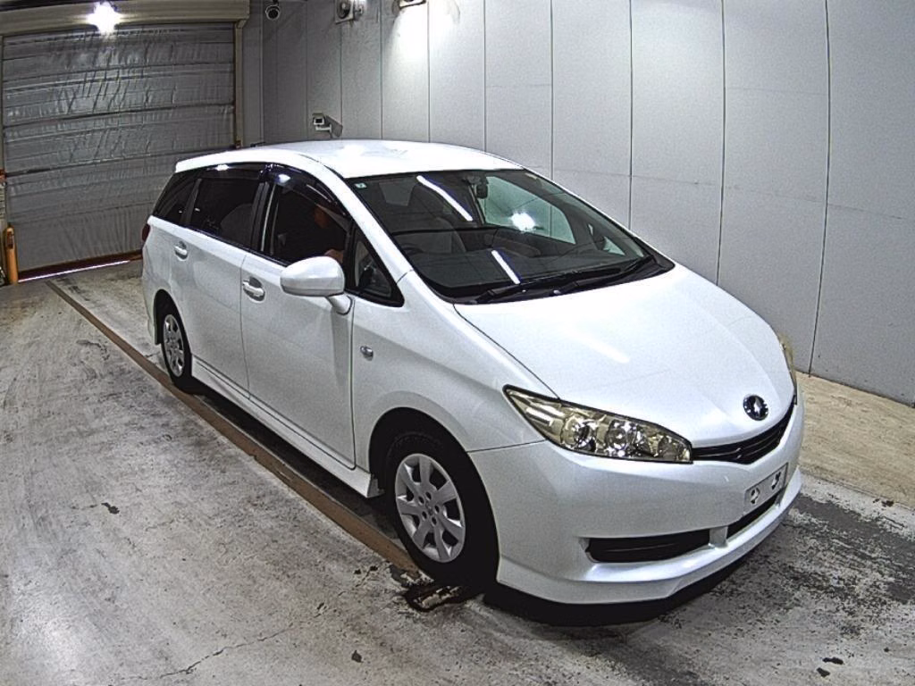 TOYOTA WISH