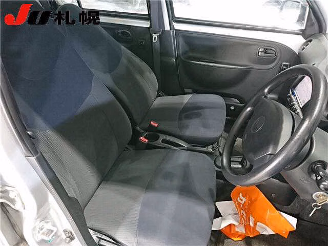 DAIHATSU ESSE