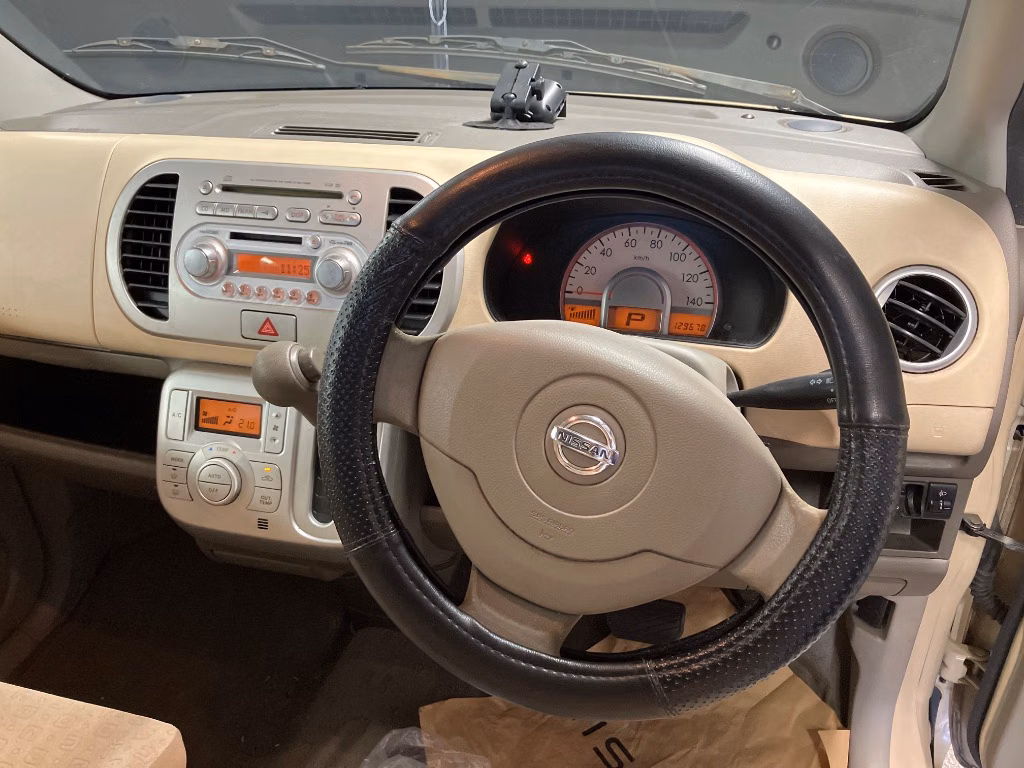 NISSAN MOCO