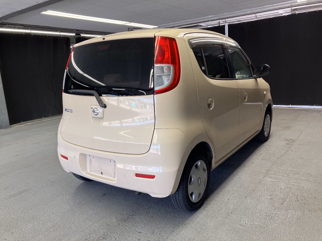 NISSAN MOCO