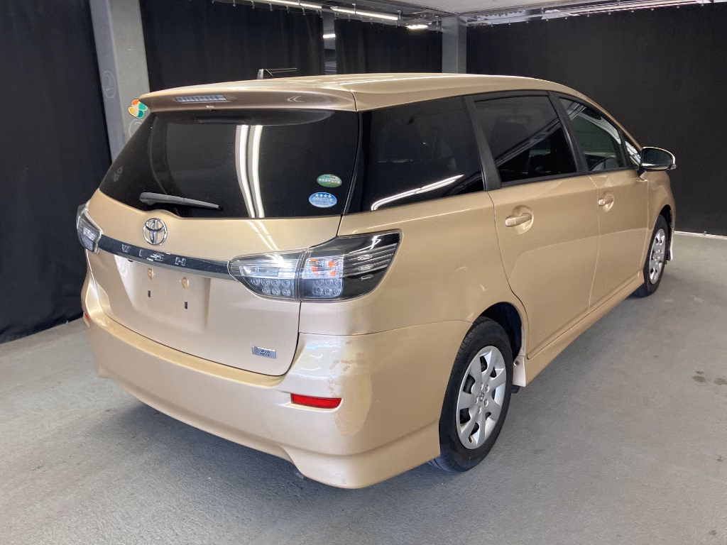 TOYOTA WISH