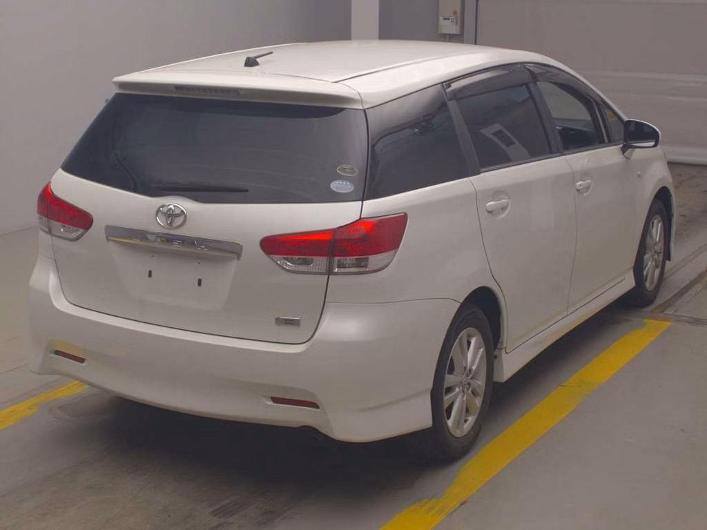 TOYOTA WISH