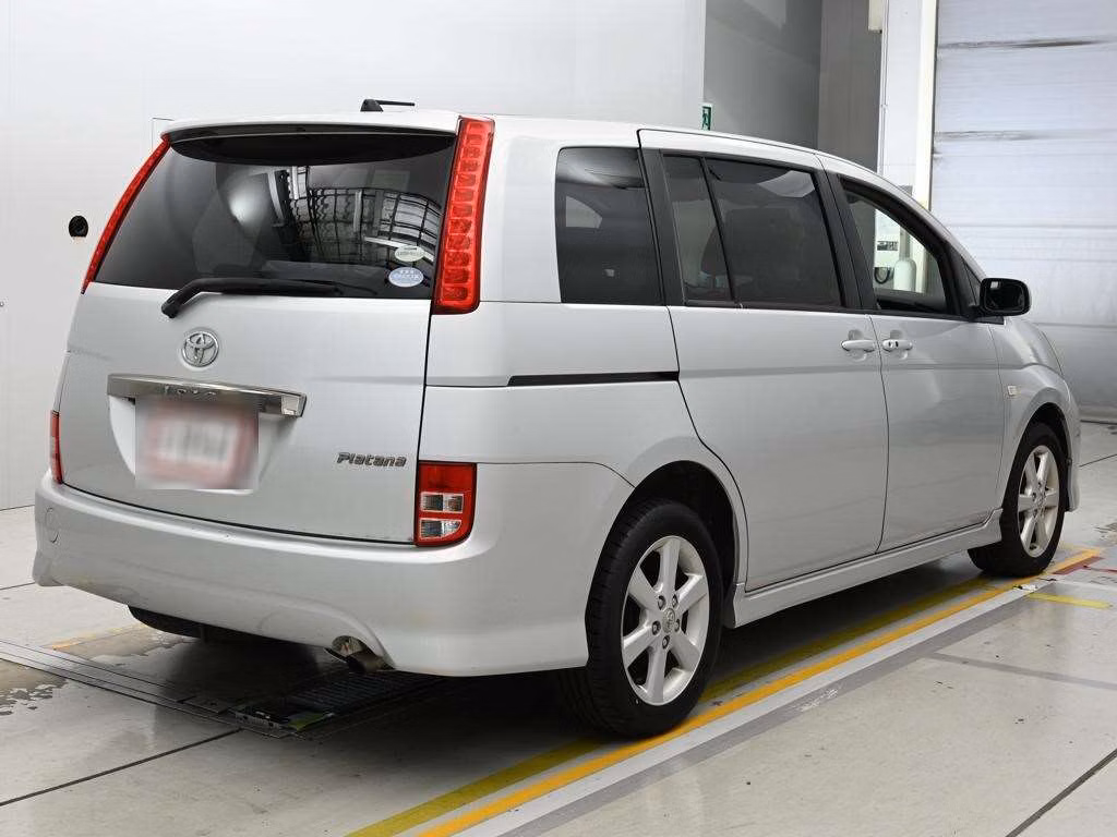TOYOTA ISIS
