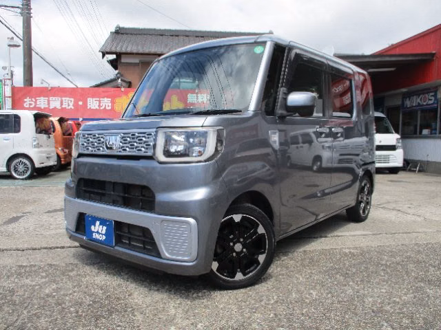 DAIHATSU WAKE