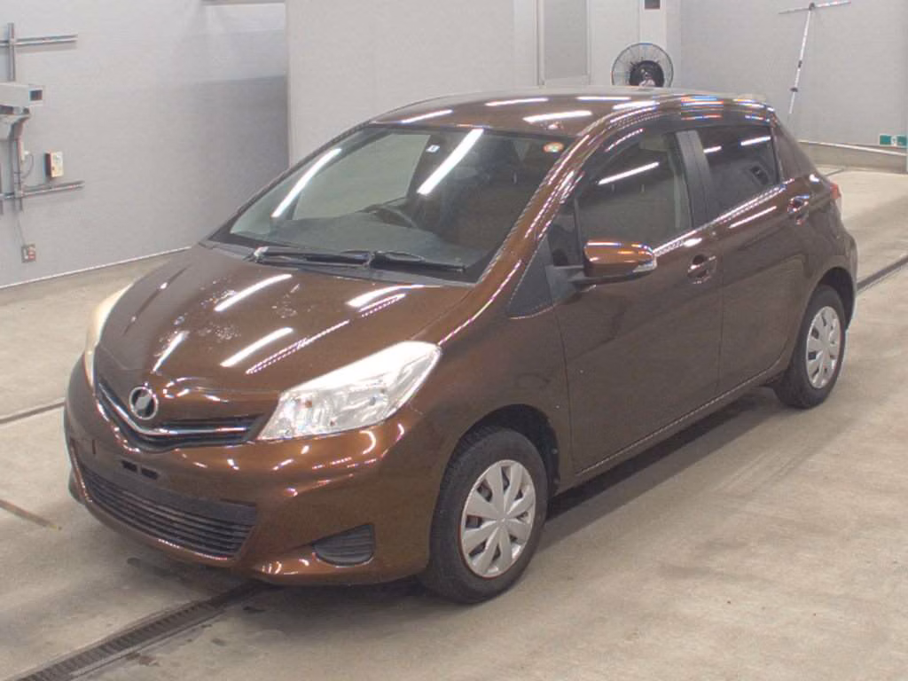 TOYOTA VITZ