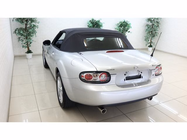 MAZDA ROADSTER