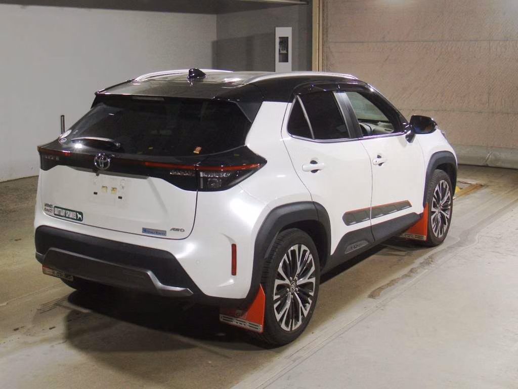 TOYOTA YARIS CROSS