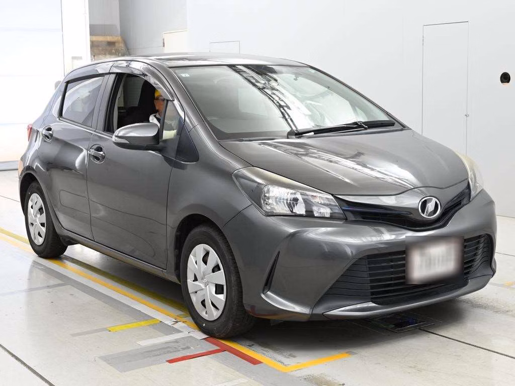 TOYOTA VITZ