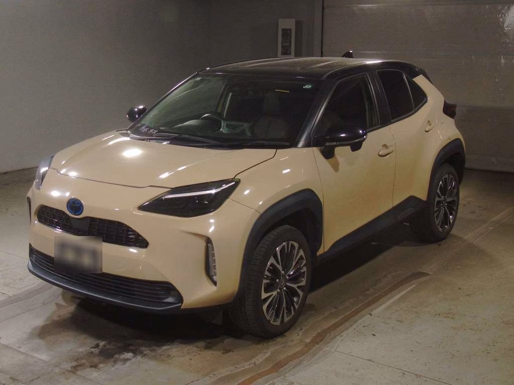 TOYOTA YARIS CROSS
