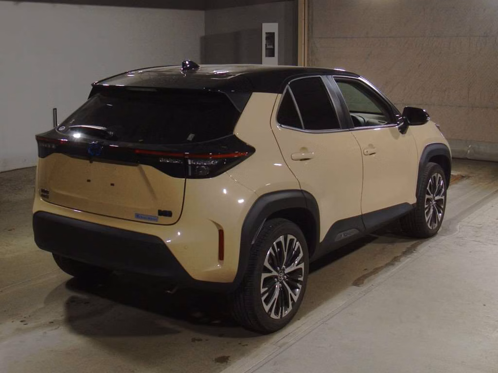 TOYOTA YARIS CROSS