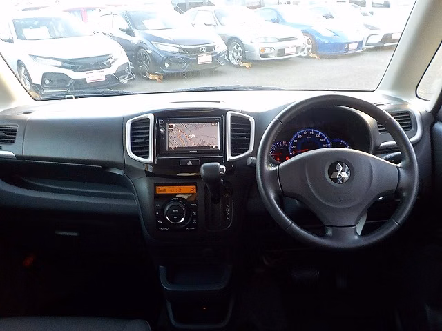 MITSUBISHI DELICA D:2
