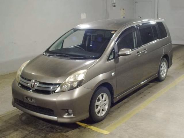 TOYOTA ISIS