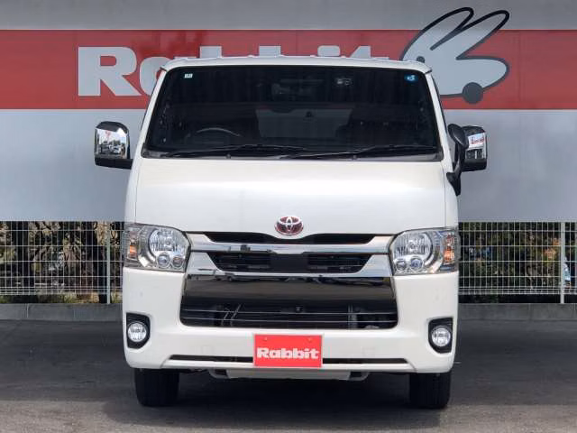 TOYOTA REGIUS ACE