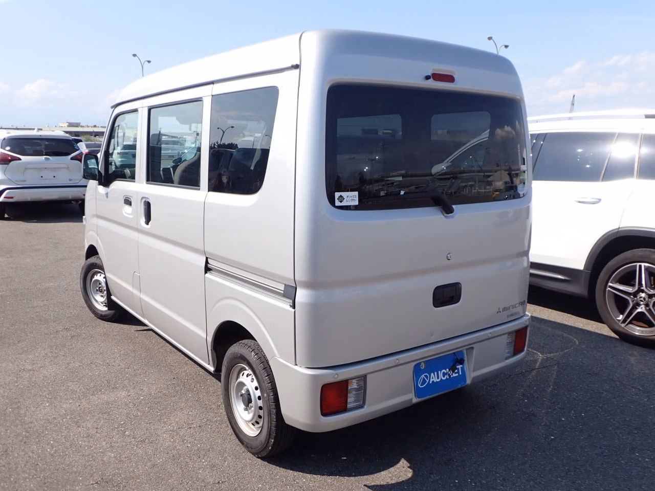 MITSUBISHI MINICAB