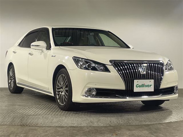 TOYOTA CROWN MAJESTA