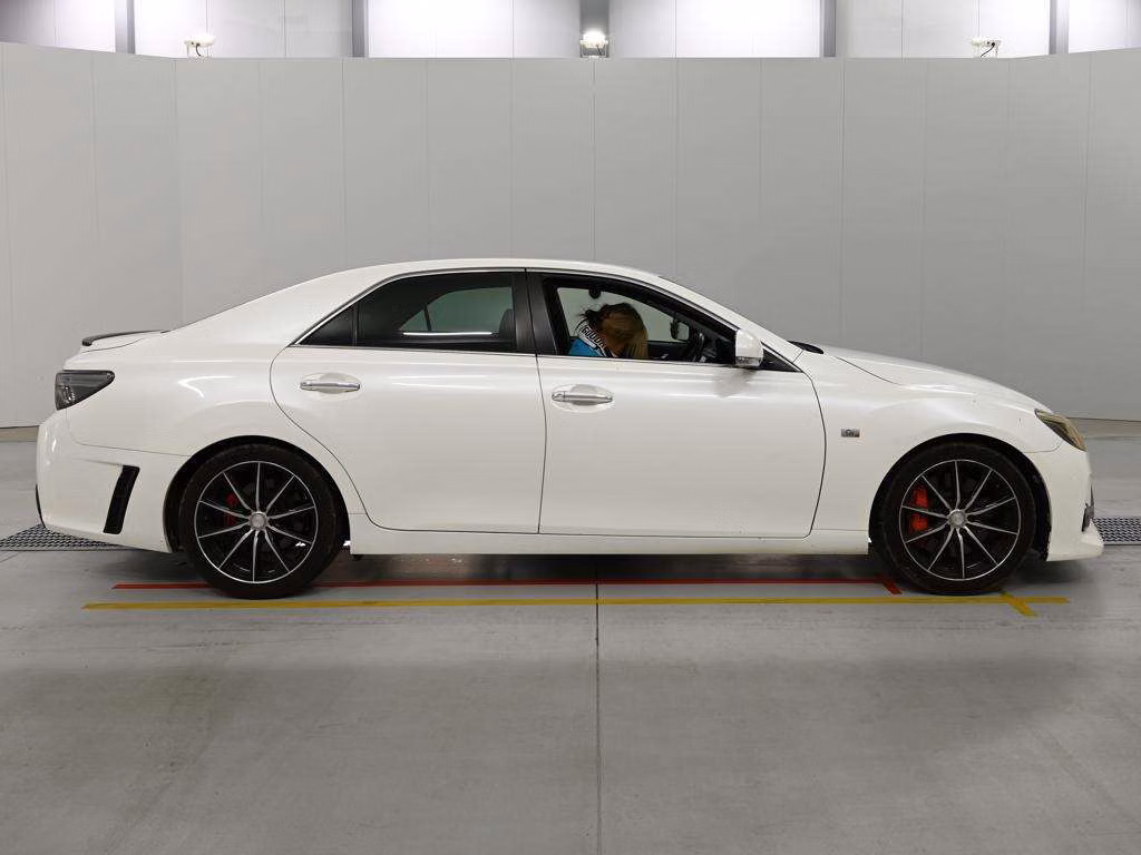 TOYOTA MARK X