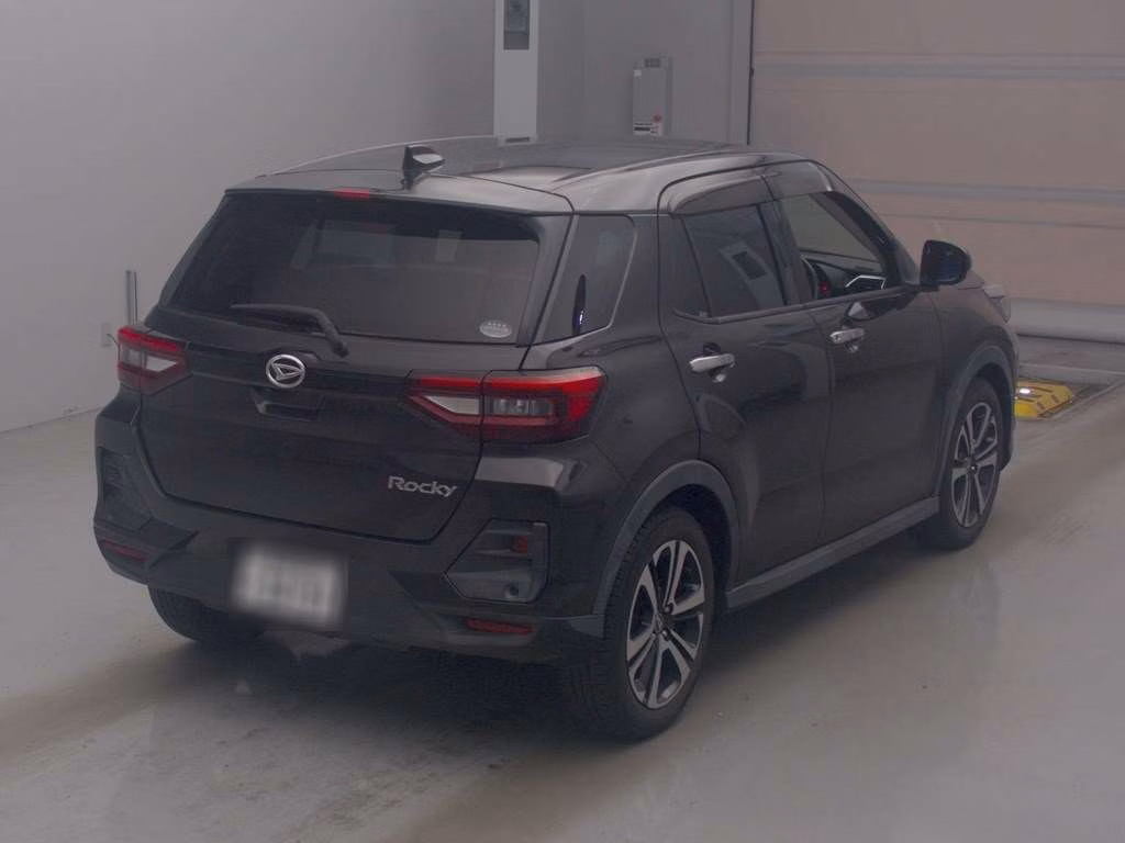 DAIHATSU ROCKY