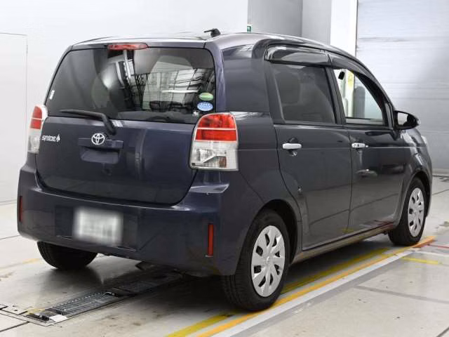 TOYOTA SPADE