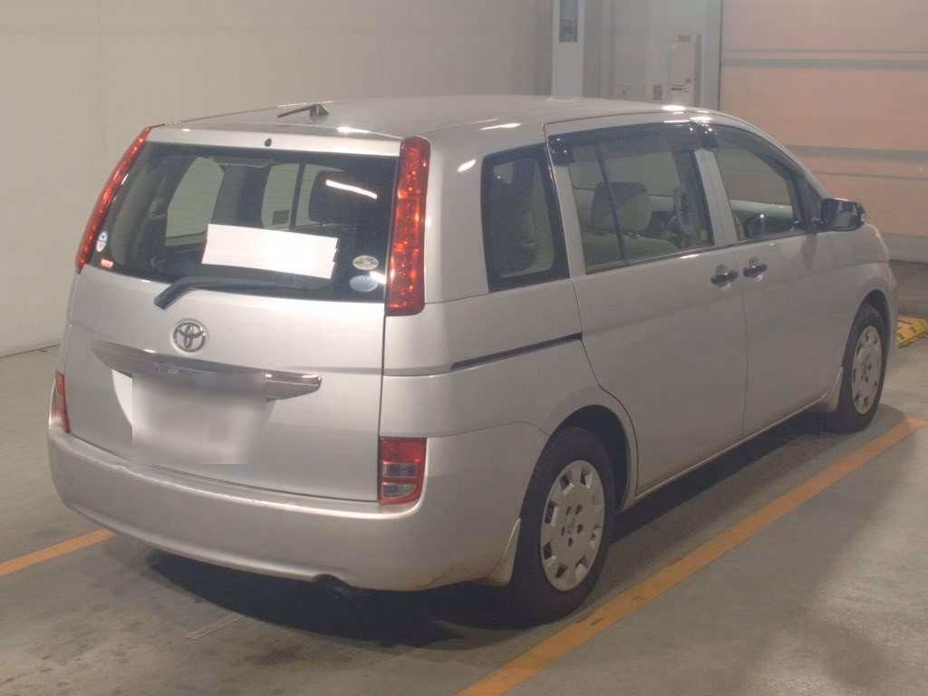 TOYOTA ISIS