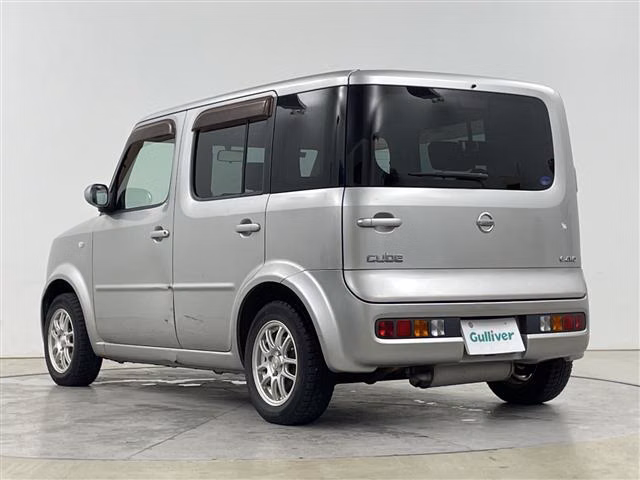NISSAN CUBE