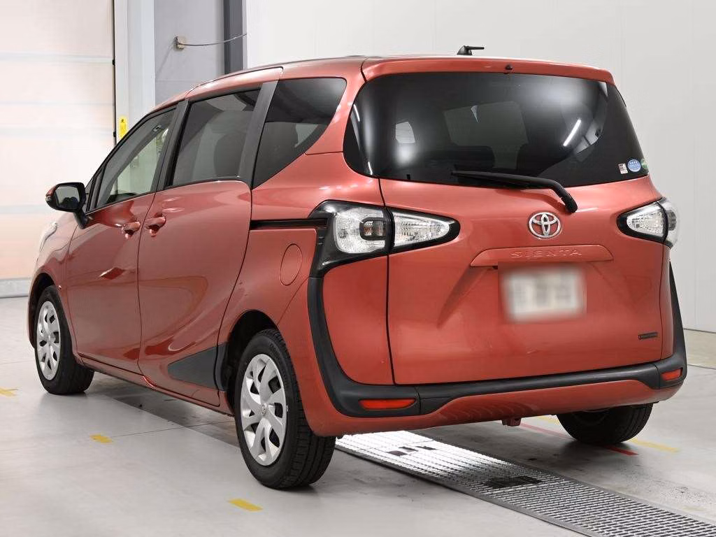 TOYOTA SIENTA
