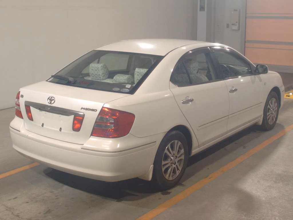 TOYOTA PREMIO