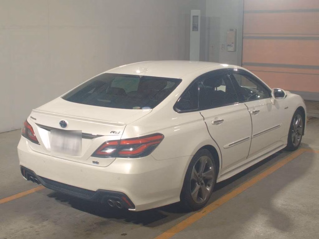TOYOTA CROWN