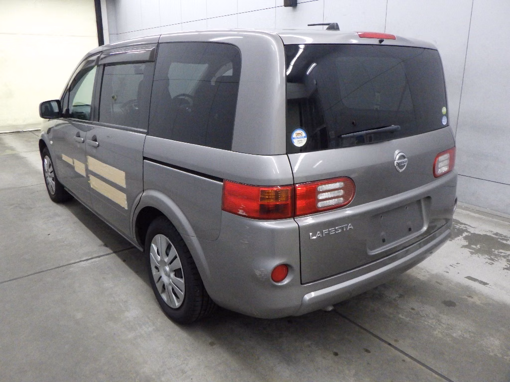 NISSAN LAFESTA