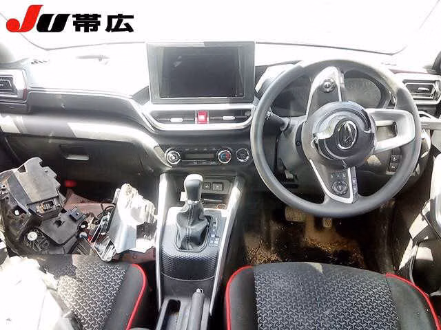 DAIHATSU ROCKY