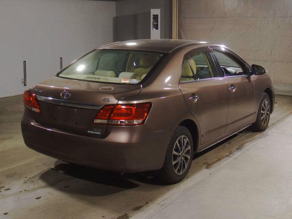 TOYOTA PREMIO