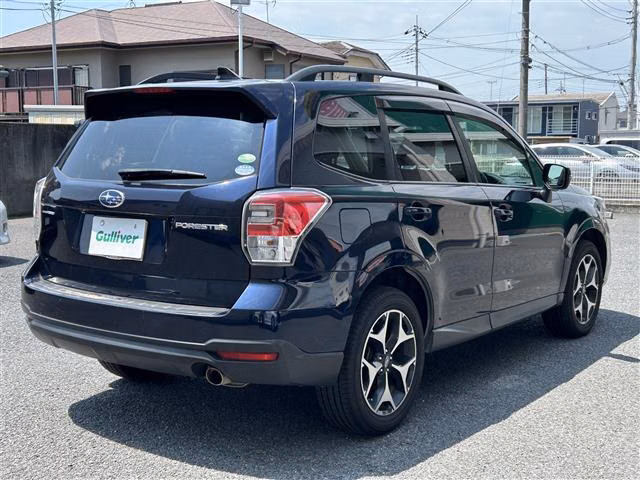 SUBARU FORESTER