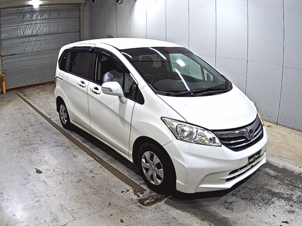 HONDA FREED