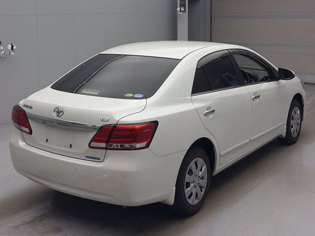 TOYOTA PREMIO
