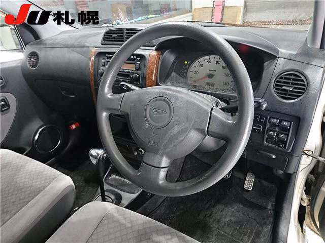 DAIHATSU MIRA AVY
