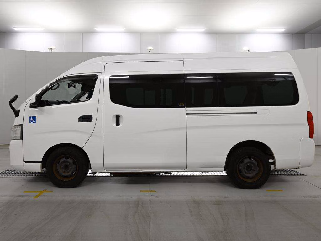 NISSAN NV350 CARAVAN