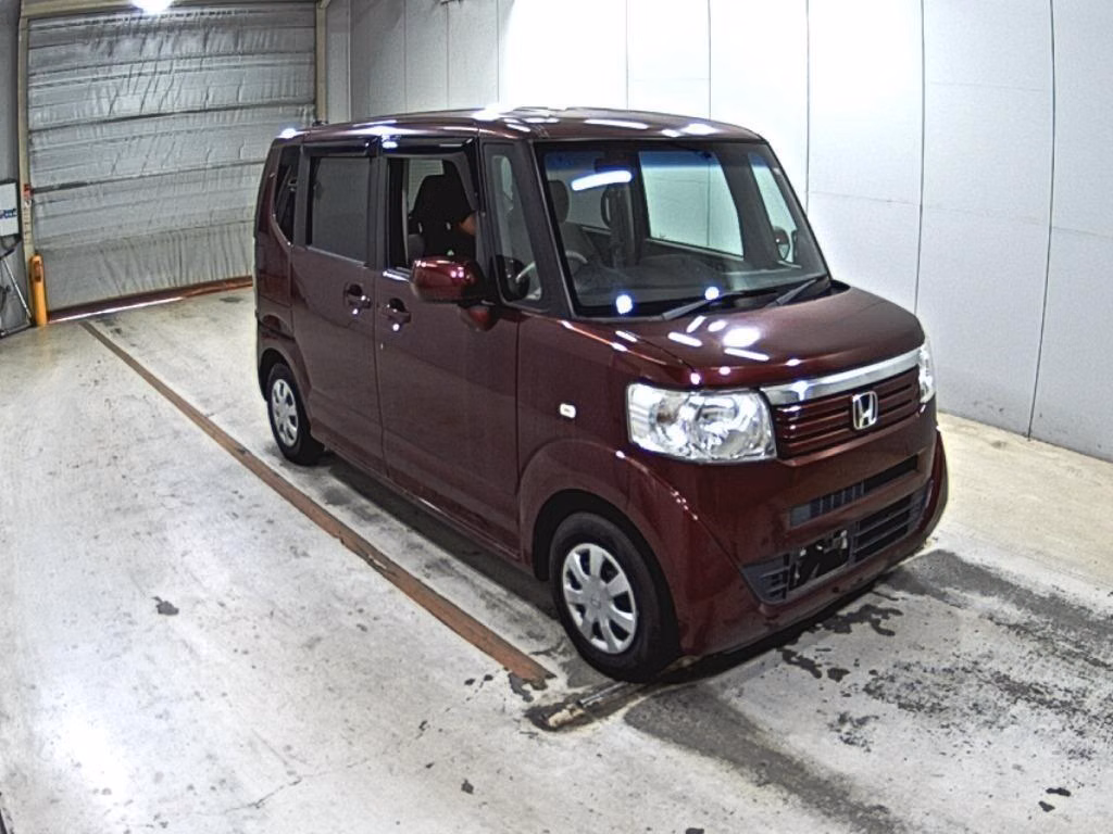 HONDA N-BOX