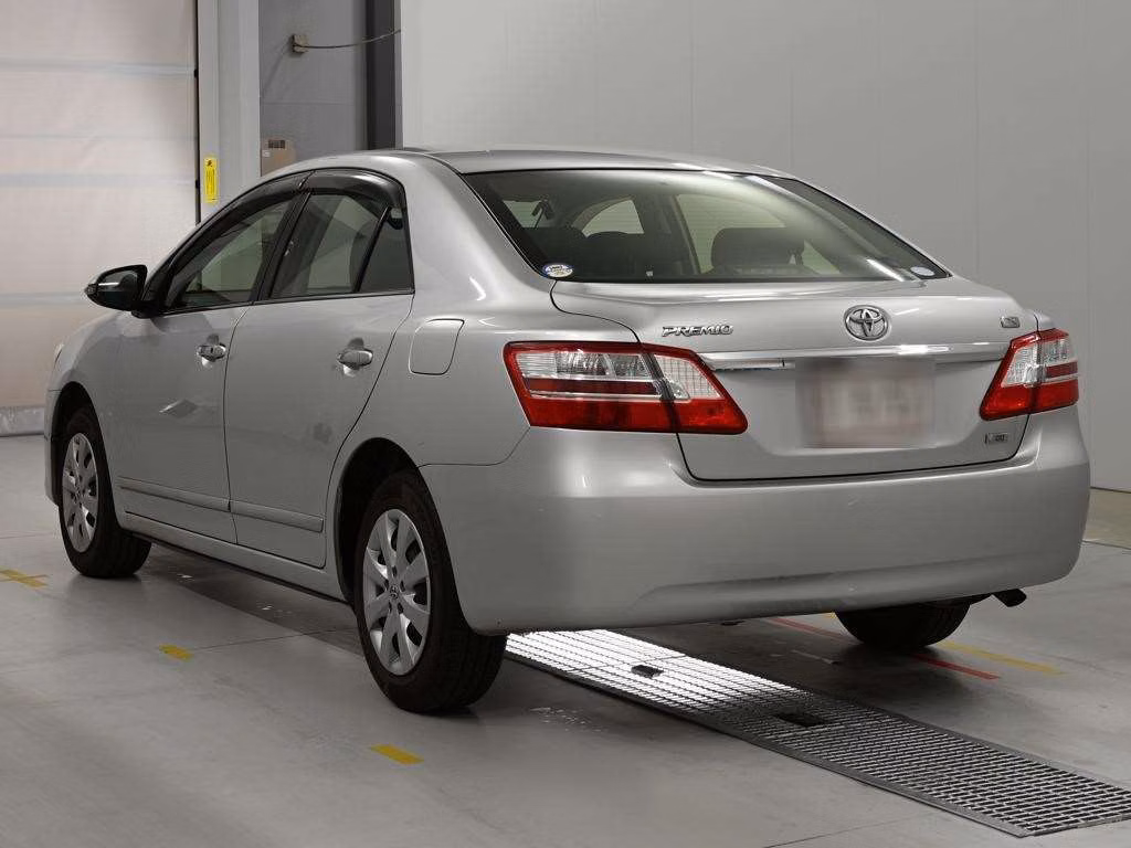 TOYOTA PREMIO