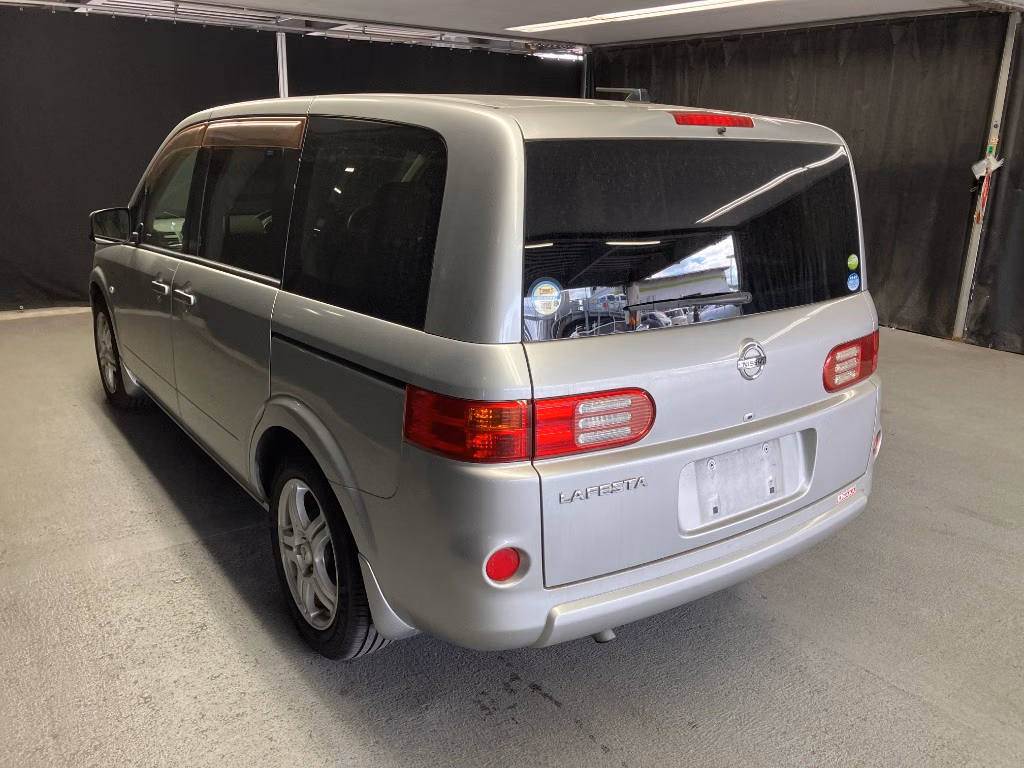 NISSAN LAFESTA
